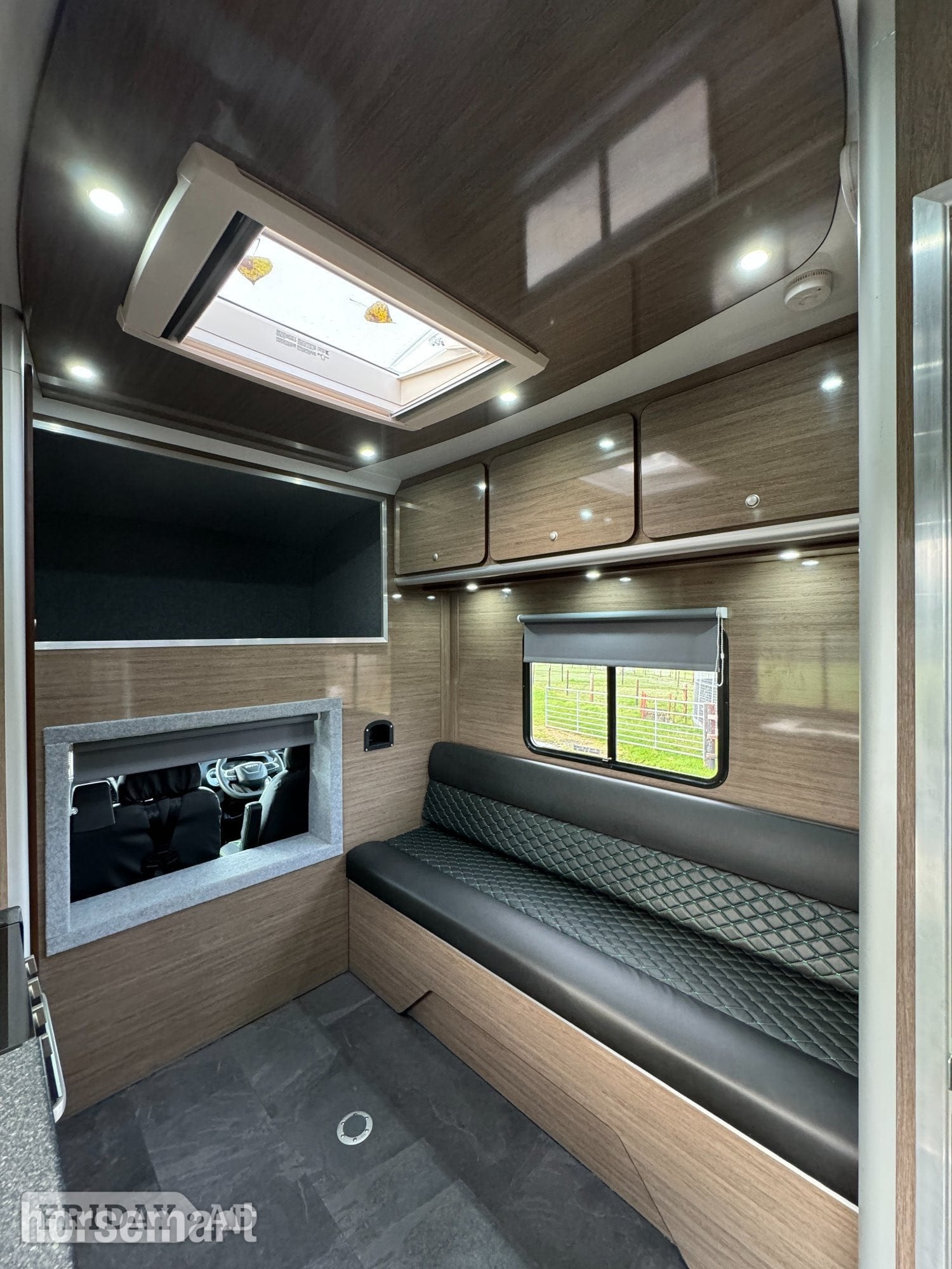 Trevett &amp; Smith Iveco Daily  7T Iveco Daily Horsebox - Trailers & Horseboxes