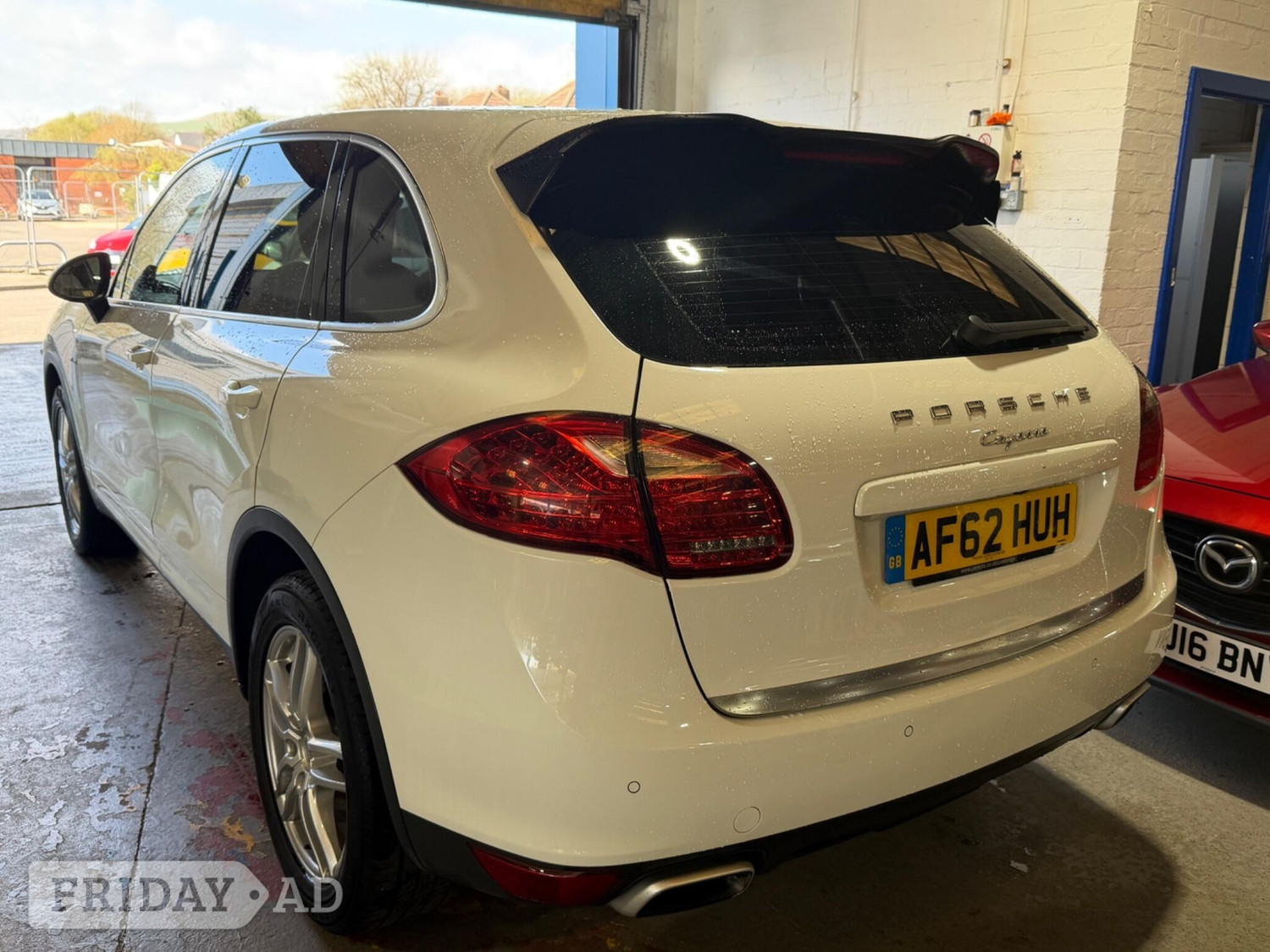 Porsche Cayenne 2012 - Cars in Pontypridd
