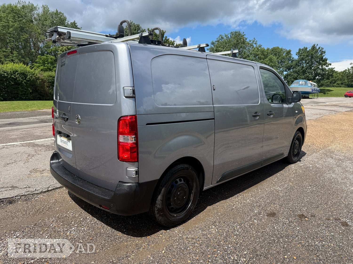 Vauxhall Vivaro 2021 - Vans & Commercial Vehicles