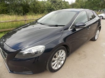 Volvo V40 2015