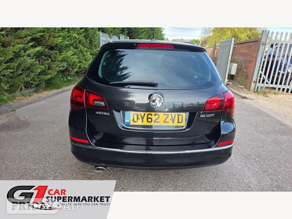 Vauxhall Astra 2012 - Cars