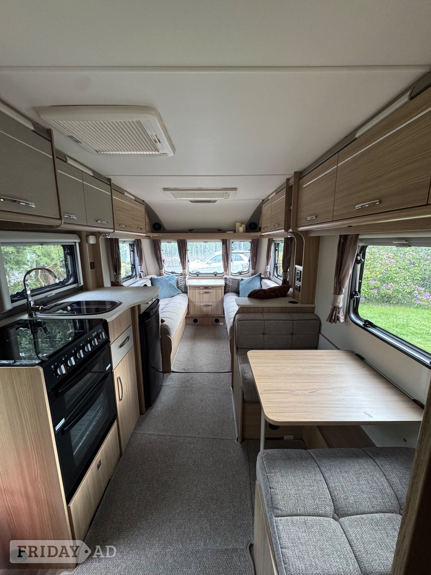 [ berth ]Coachman Vision 580