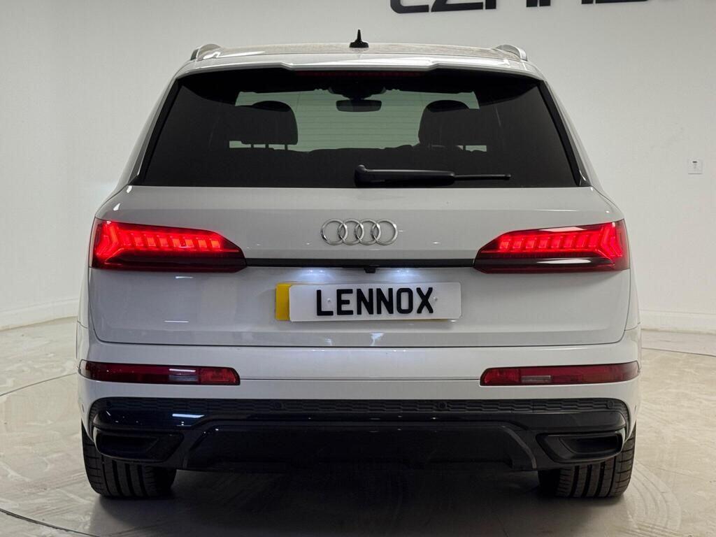 Audi Q7 2022 - Cars
