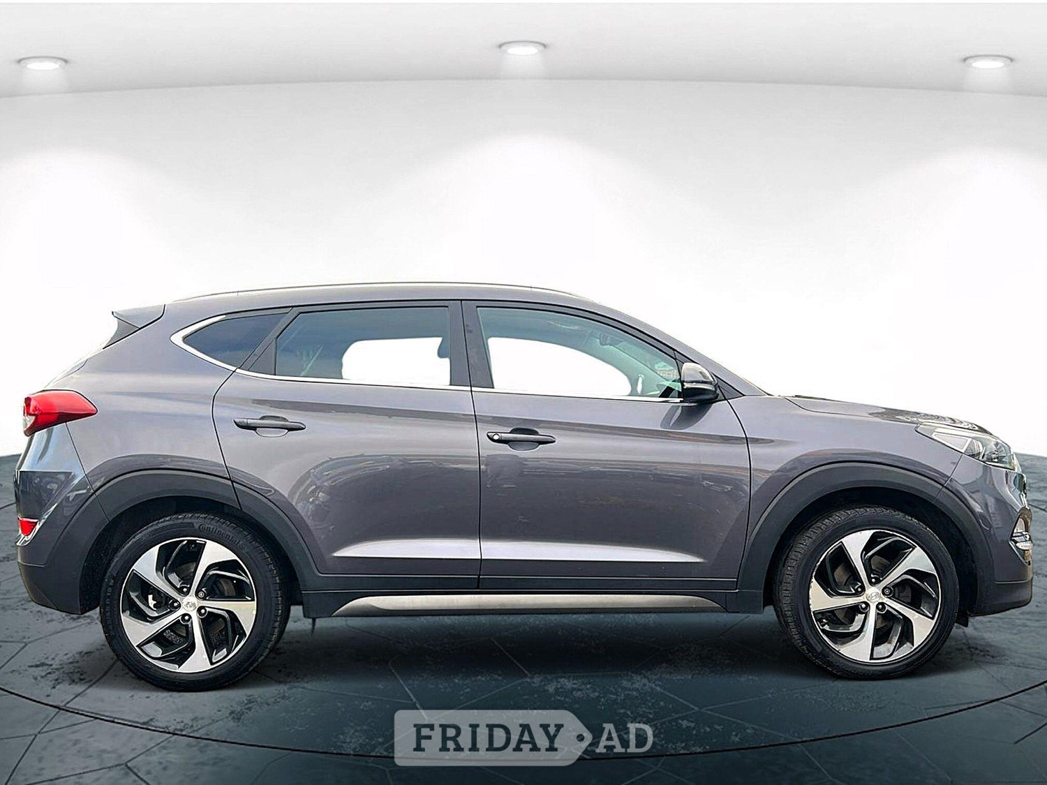 Hyundai Tucson 2015 - Cars in Walsall