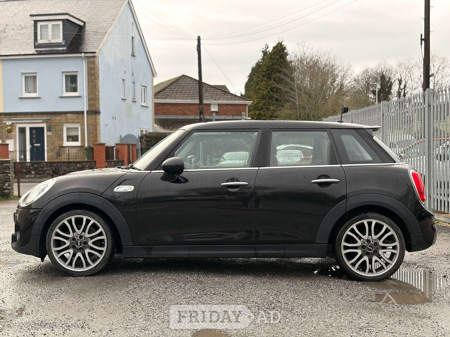 Mini Hatch 2018 - Cars