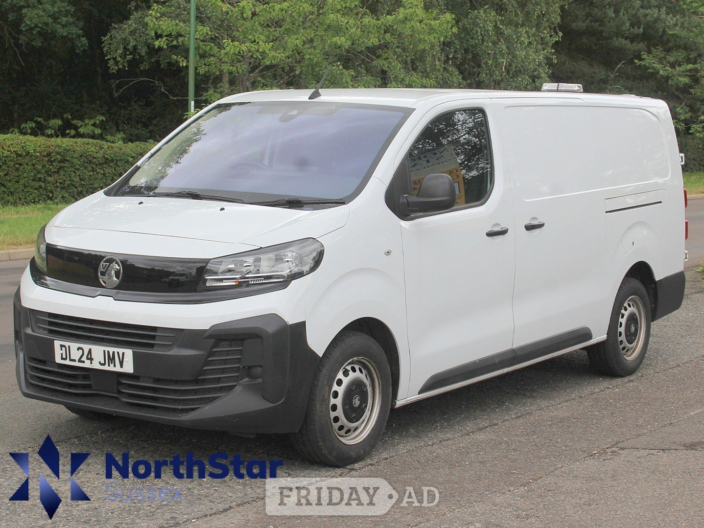 Vauxhall Vivaro 2024 in Hassocks
