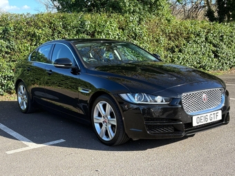 Jaguar XE 2016
