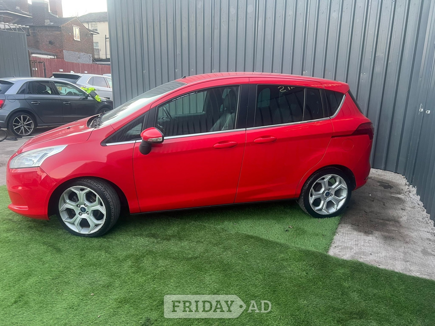 Ford B-MAX 2013 - Cars in Oldbury