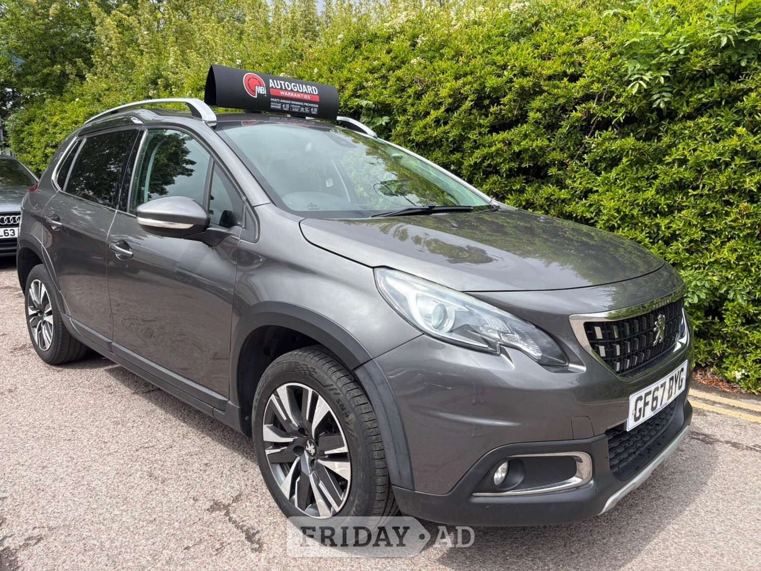 Peugeot 2008 2017 - Cars