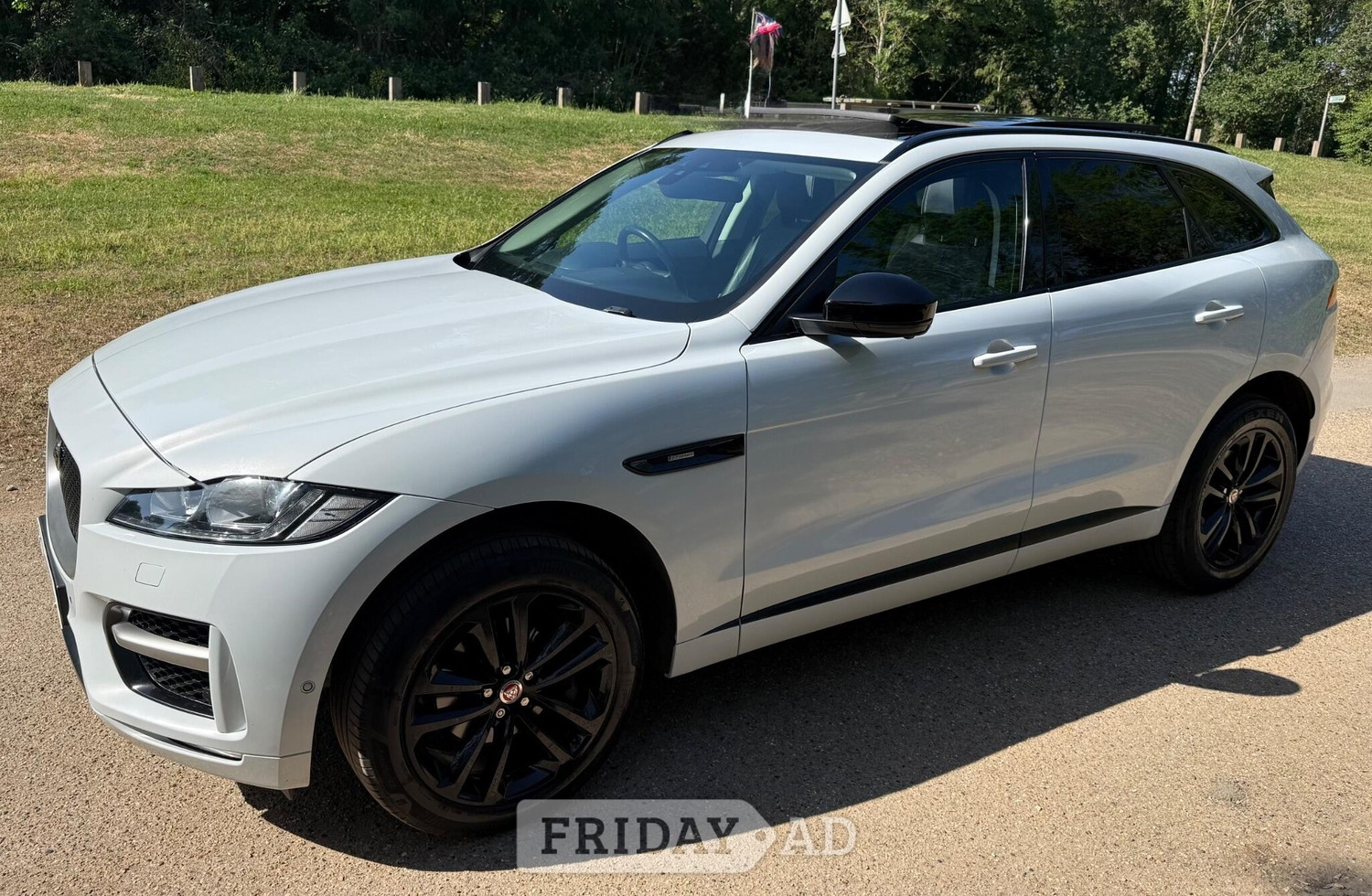 Jaguar F-Pace 2017 - Cars in Waltham Abbey