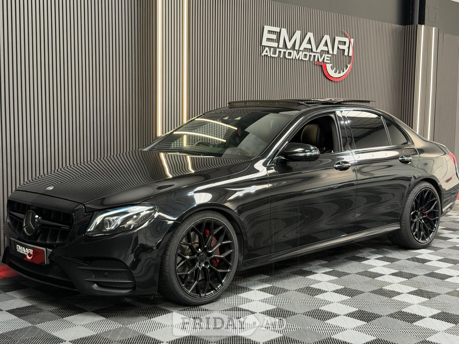 [ berth ]Mercedes-Benz E Class