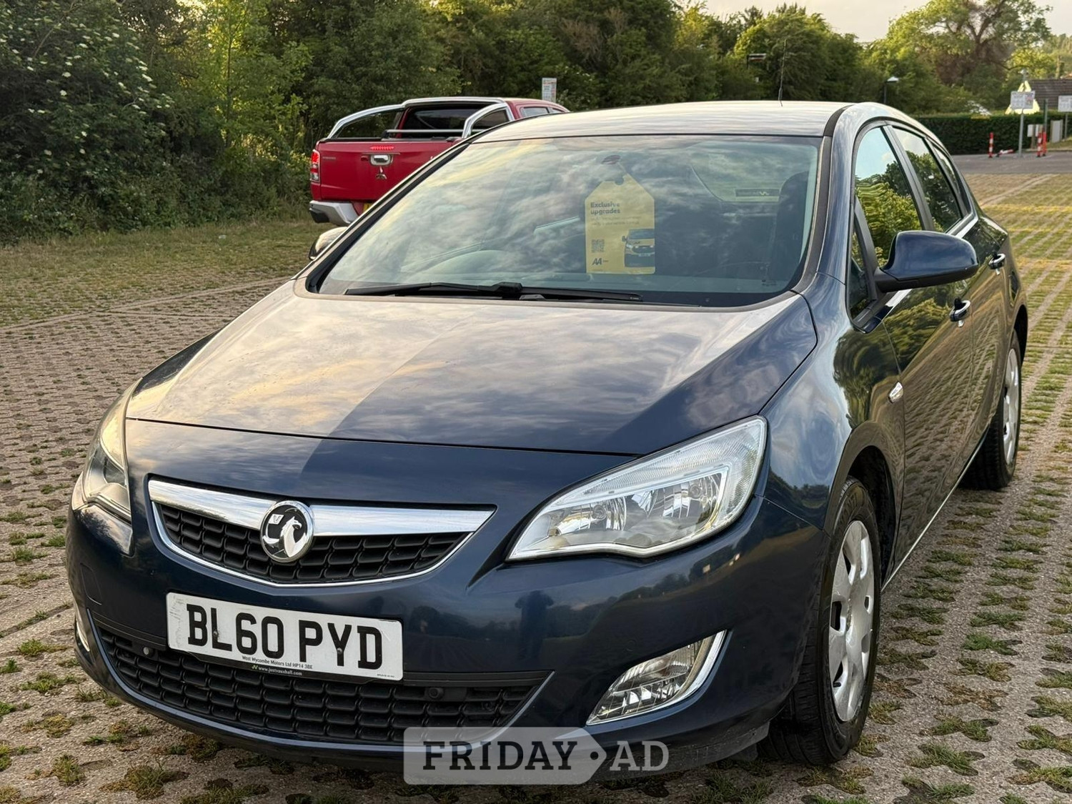 Vauxhall Astra 2011 - Cars