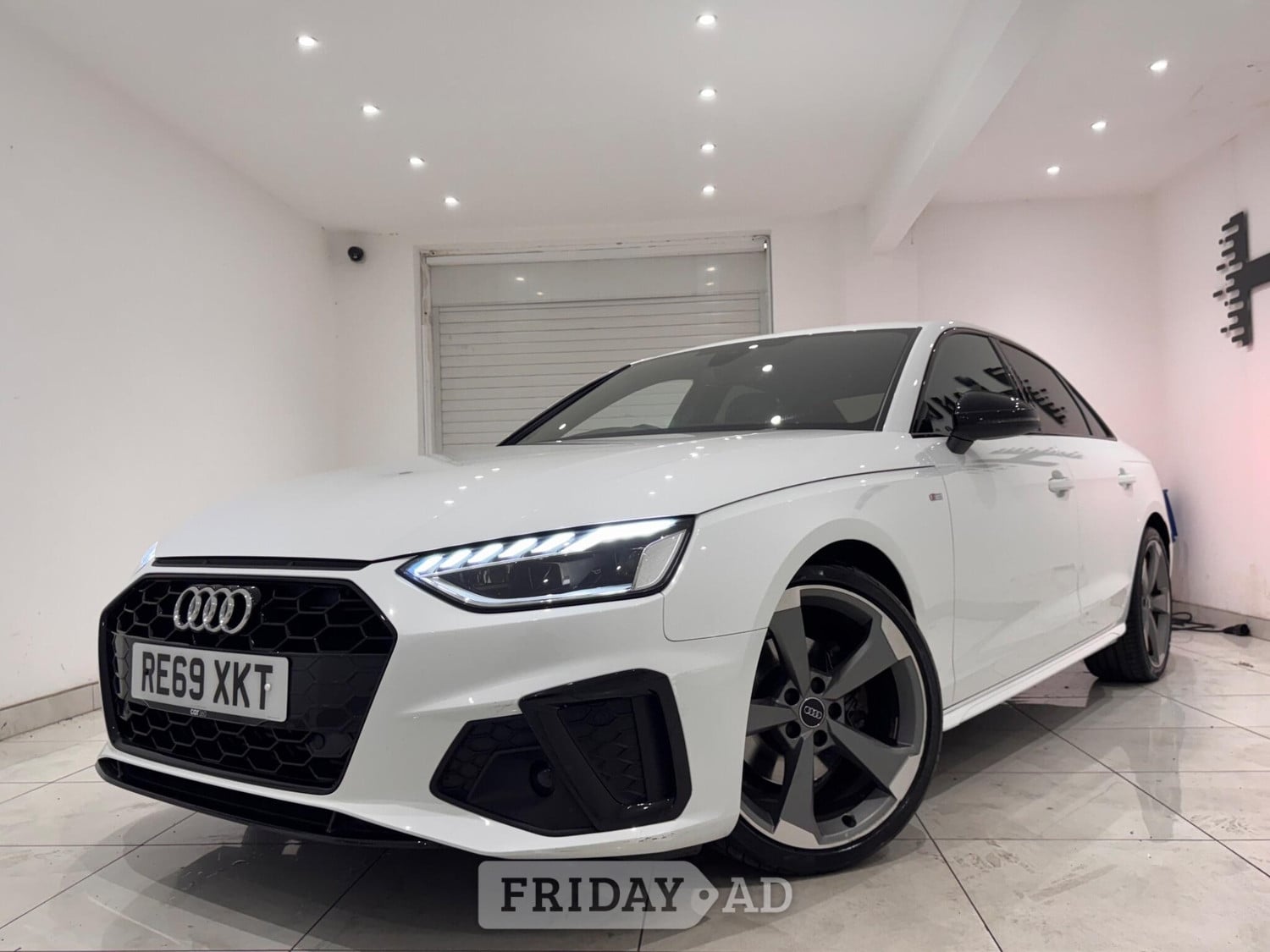 Audi A4 2019 - Cars in Hounslow