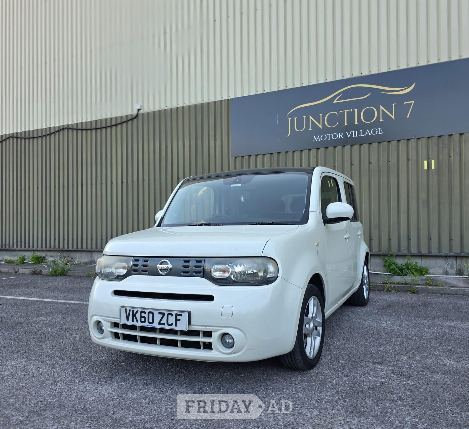 Nissan Cube 2010 - Cars