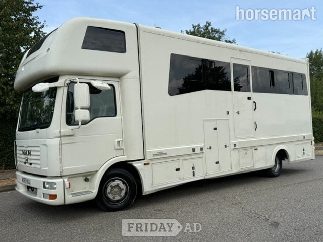 Whittingham Elite  MAN TGL Automatic  Horsebox in Banbury