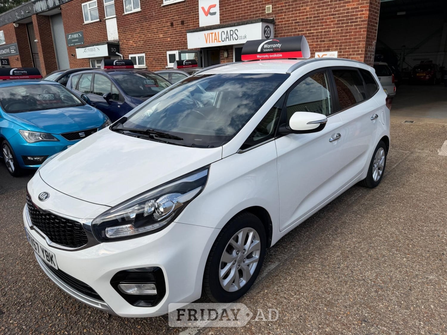 Kia Carens 2017 in Tonbridge