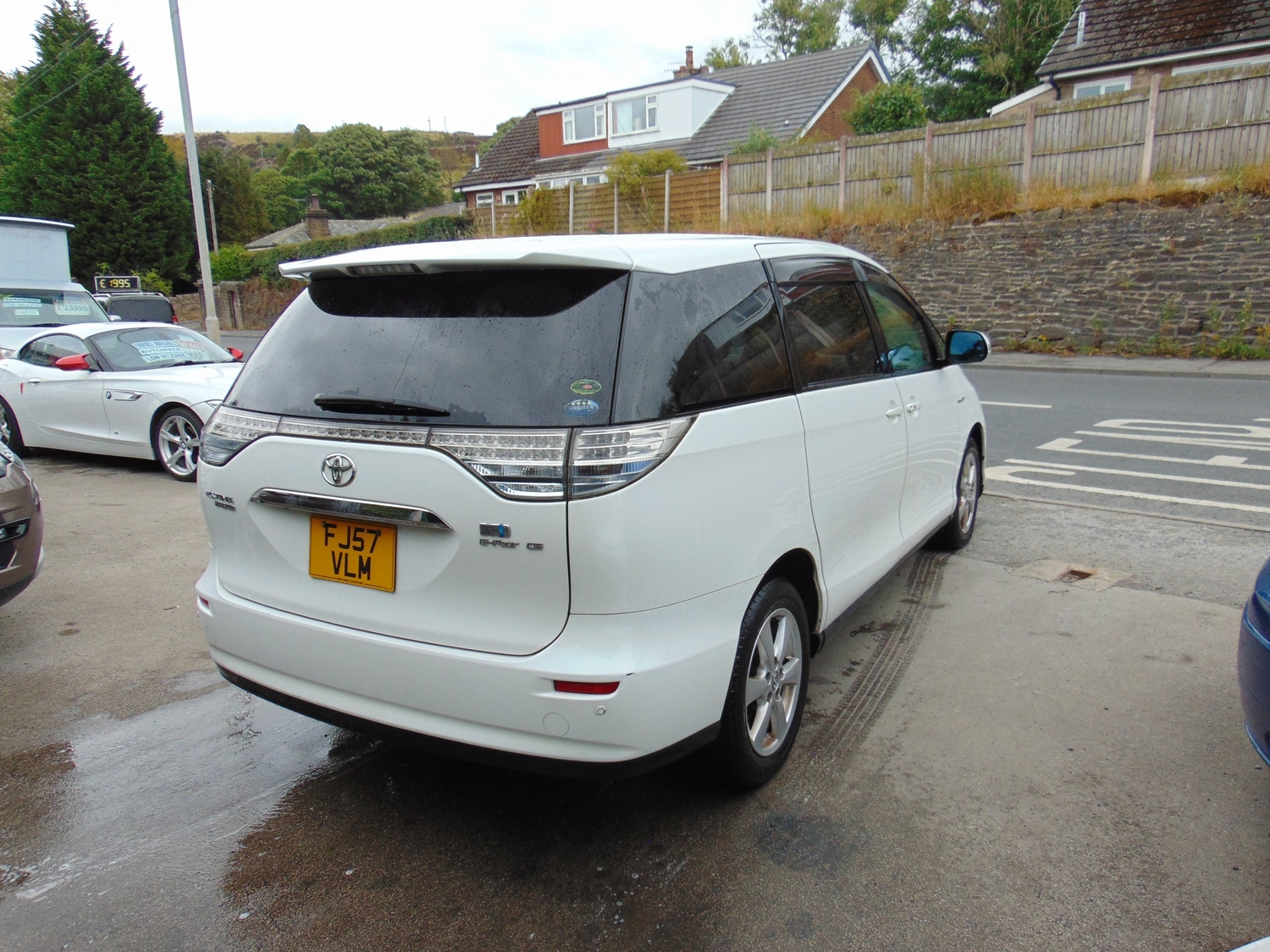 Toyota Estima 2007 - Cars in Keighley