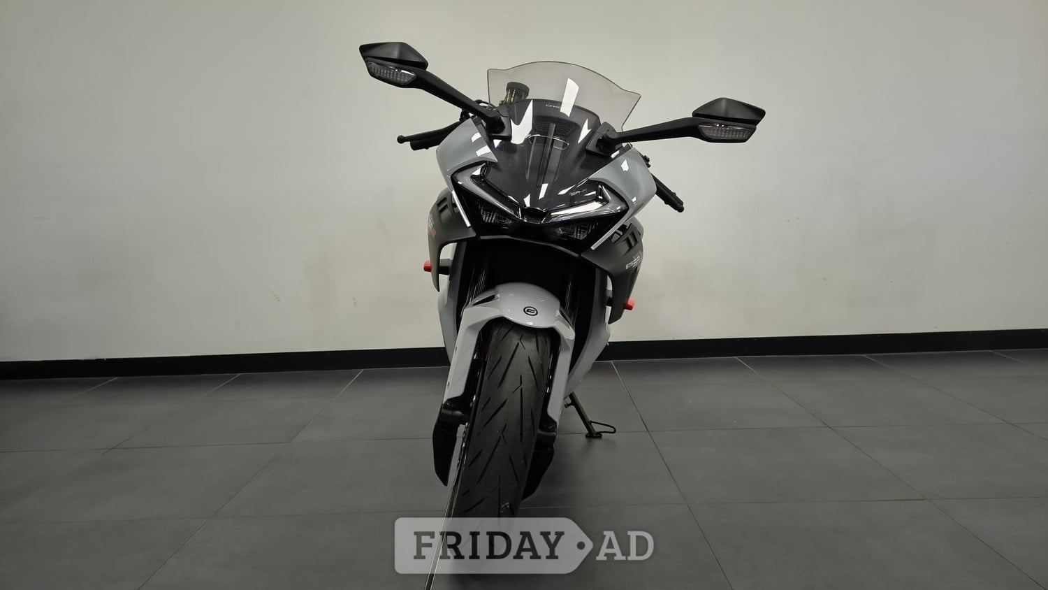 [ berth ]CFMOTO 675 SR-R