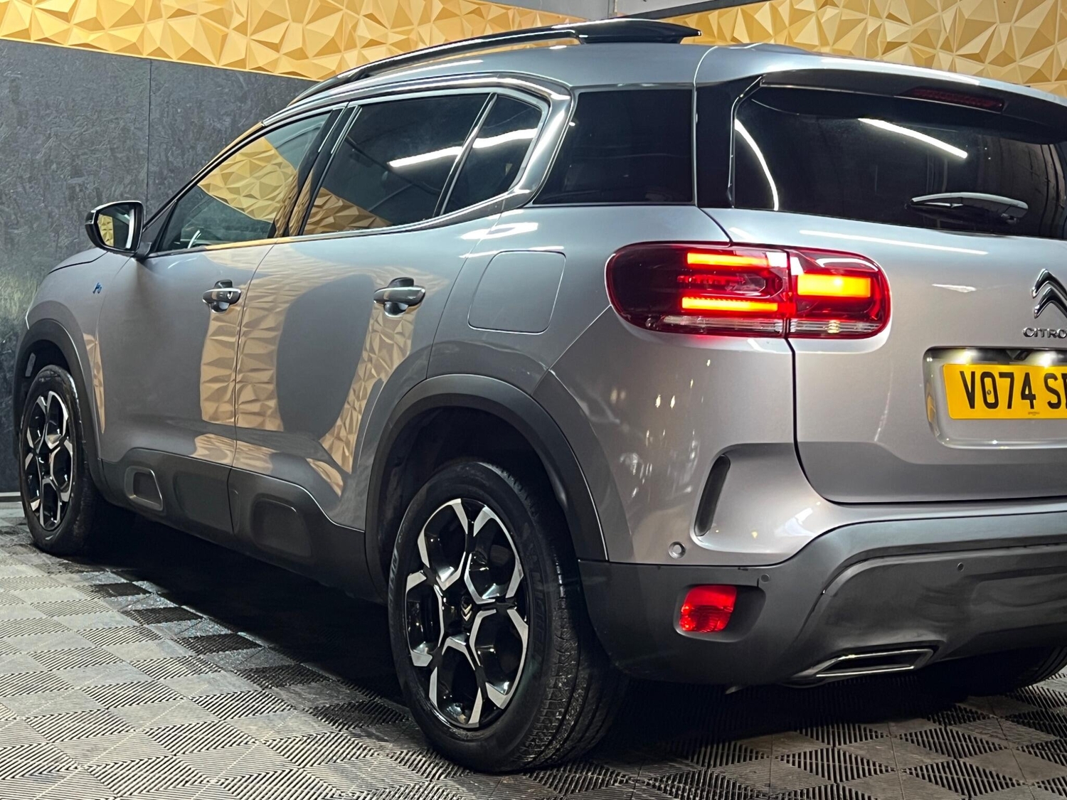 Citroen C5 Aircross 2024 - Cars in Halifax