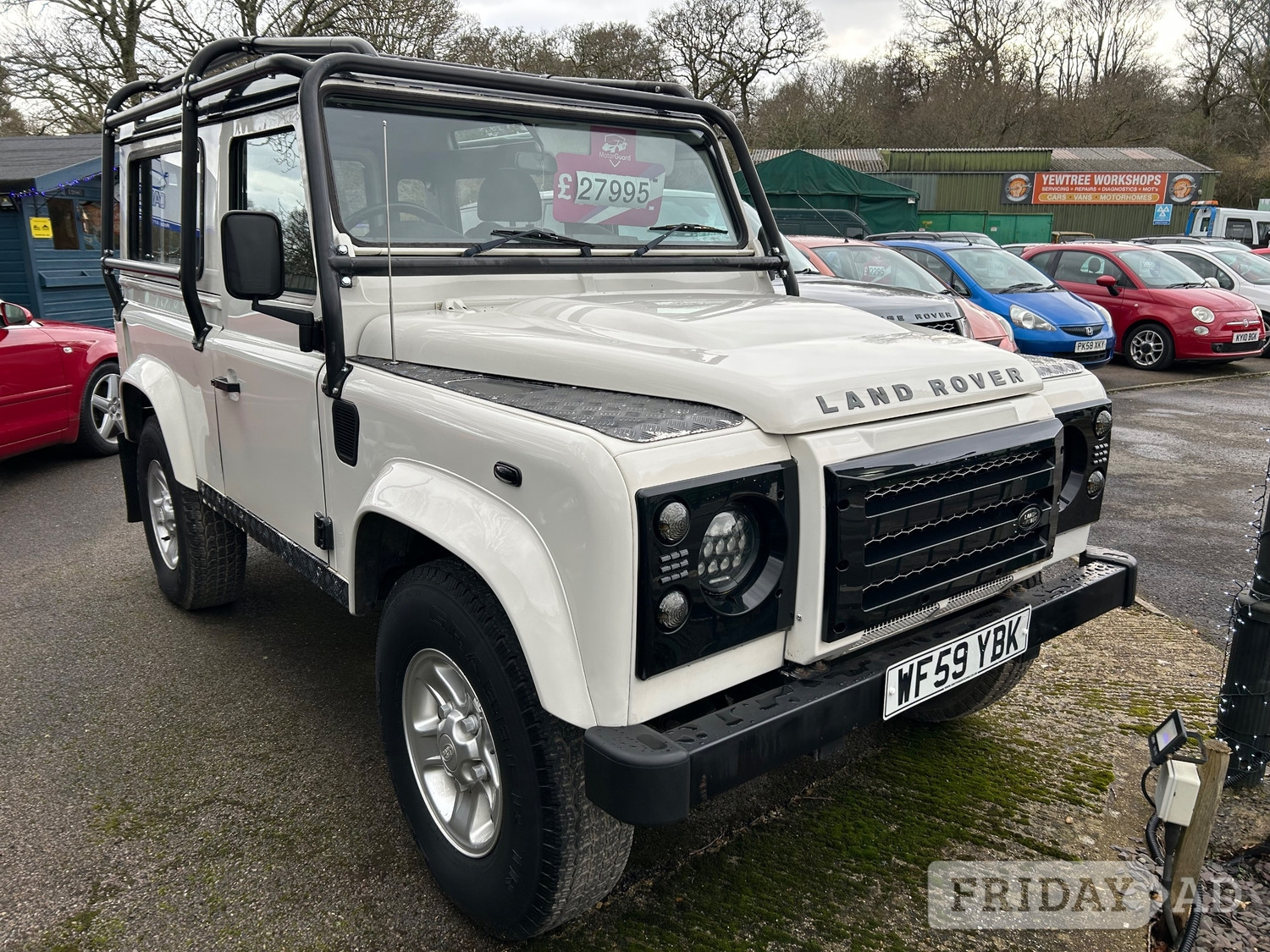 [ berth ]Land Rover Defender