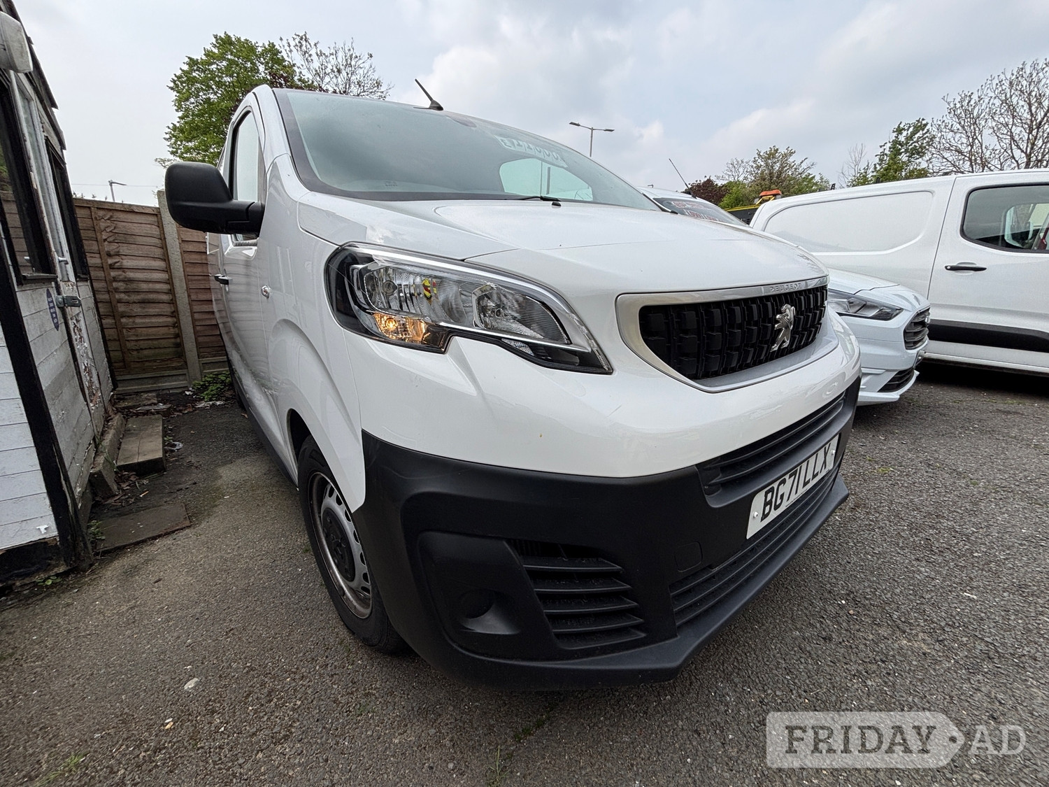 Peugeot Expert 2021 in Uxbridge