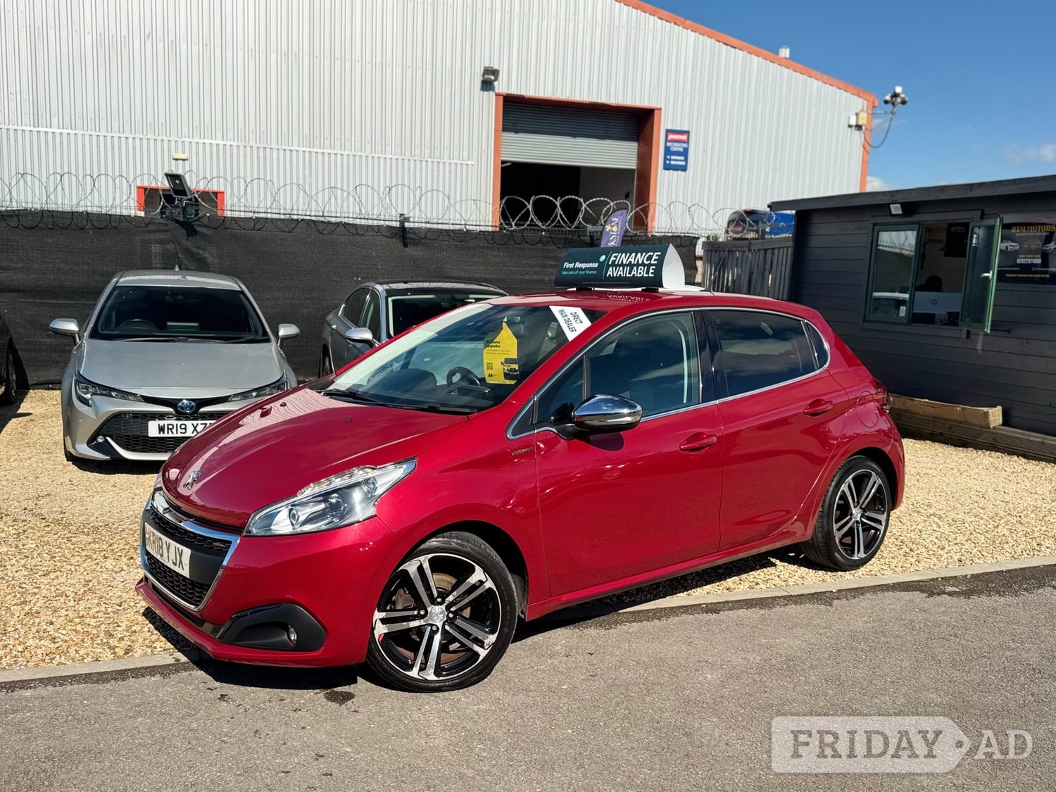 [ berth ]Peugeot 208