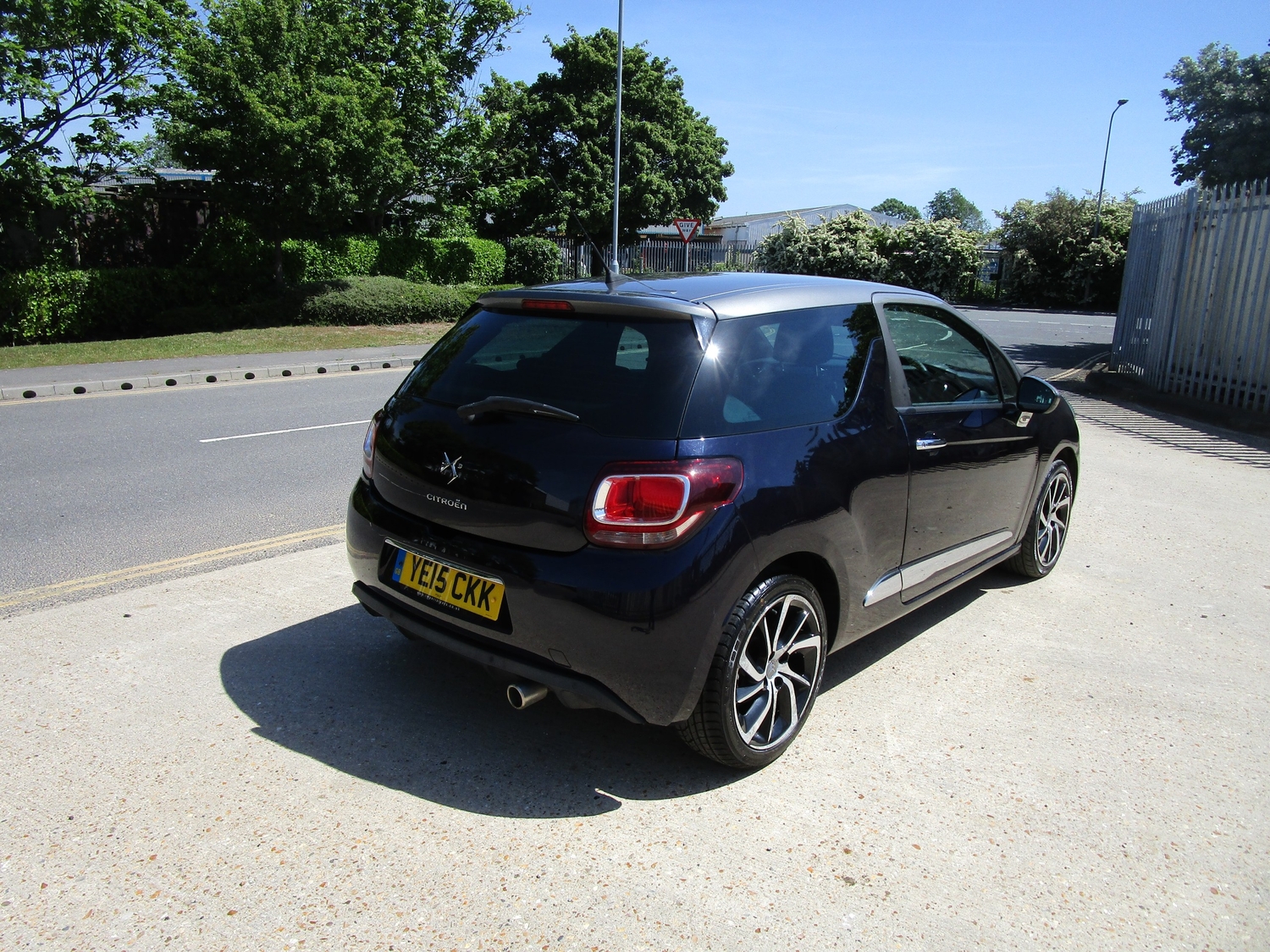 Citroen DS3 2015 - Cars in Portsmouth