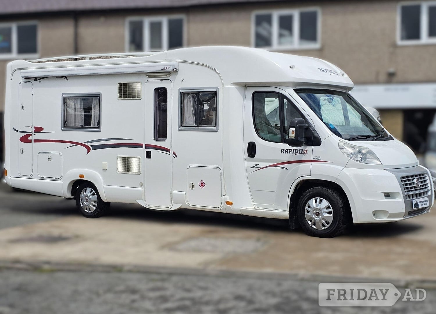 Rapido Le Randonneur 7099F Luxury Low Profile Coachbuilt 4 Berth motorhome 2009 for sale in Halifax