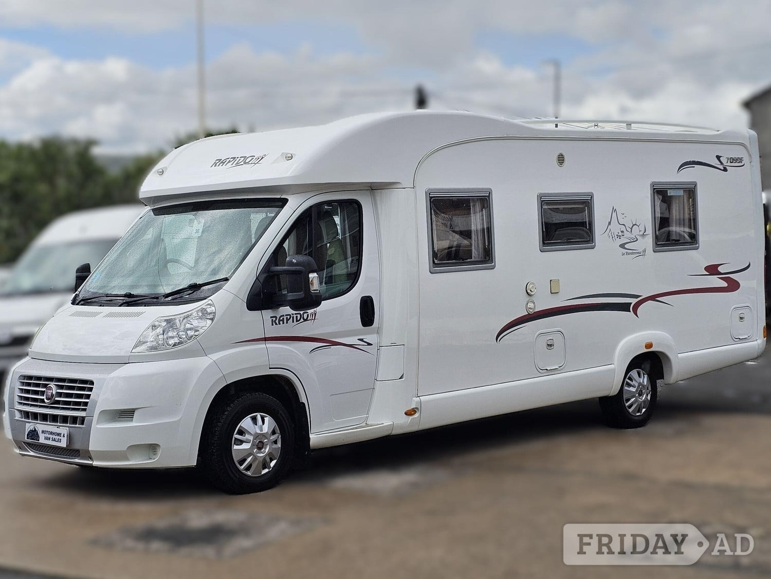 Rapido Le Randonneur 7099F Luxury Low Profile Coachbuilt 4 Berth motorhome 2009 for sale - Motorhomes & Caravans