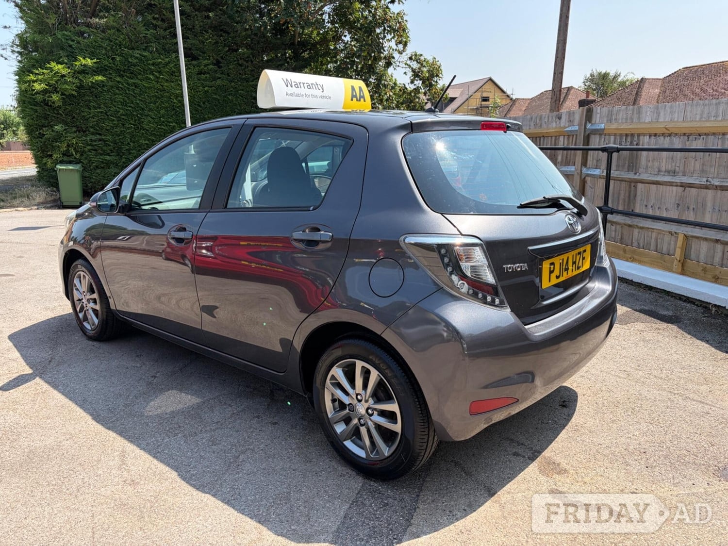 Toyota Yaris 2014 - Cars