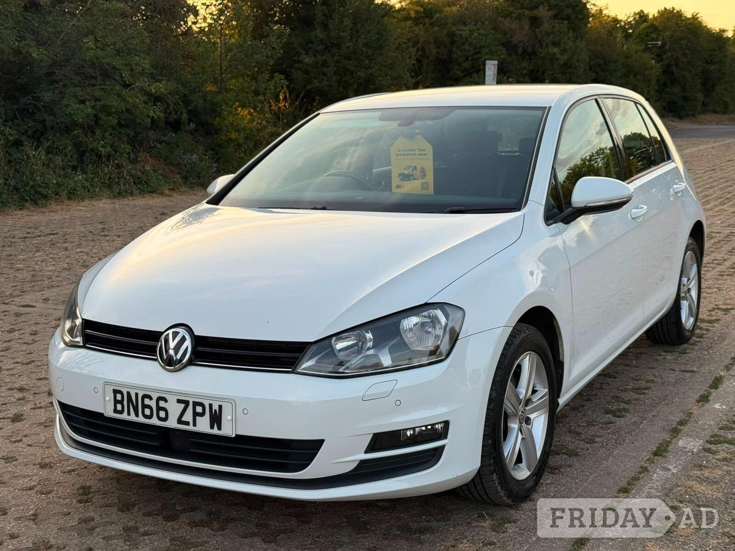 Volkswagen Golf 2016 - Cars