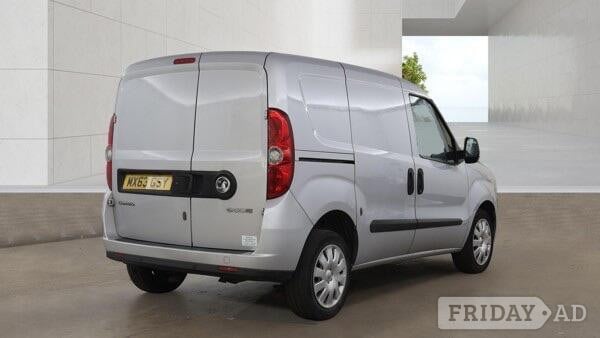 Vauxhall Combo 2013 - Vans & Commercial Vehicles in Leeds