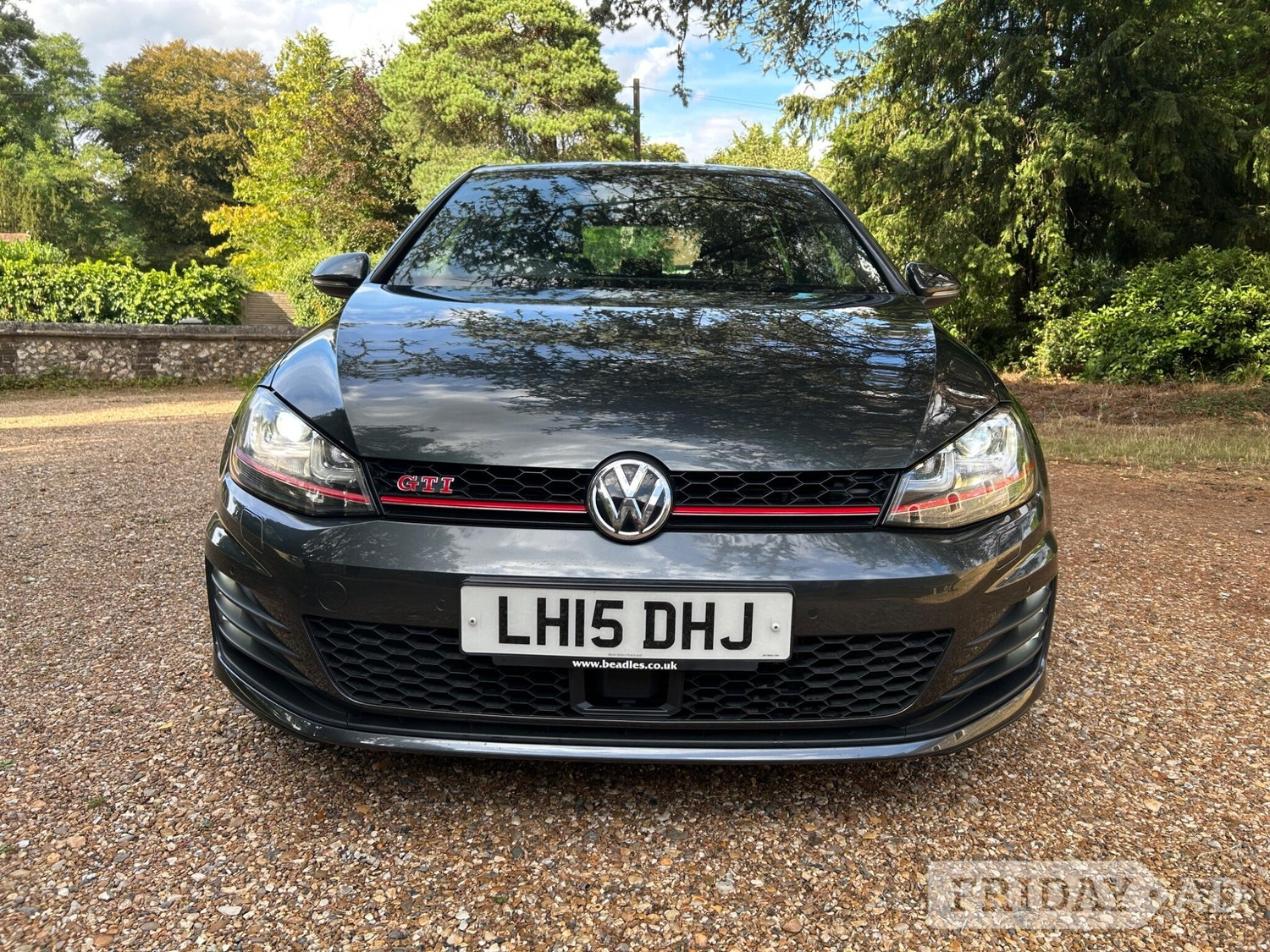 Volkswagen Golf 2015 - Cars in Caterham