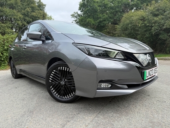 Nissan LEAF 2023