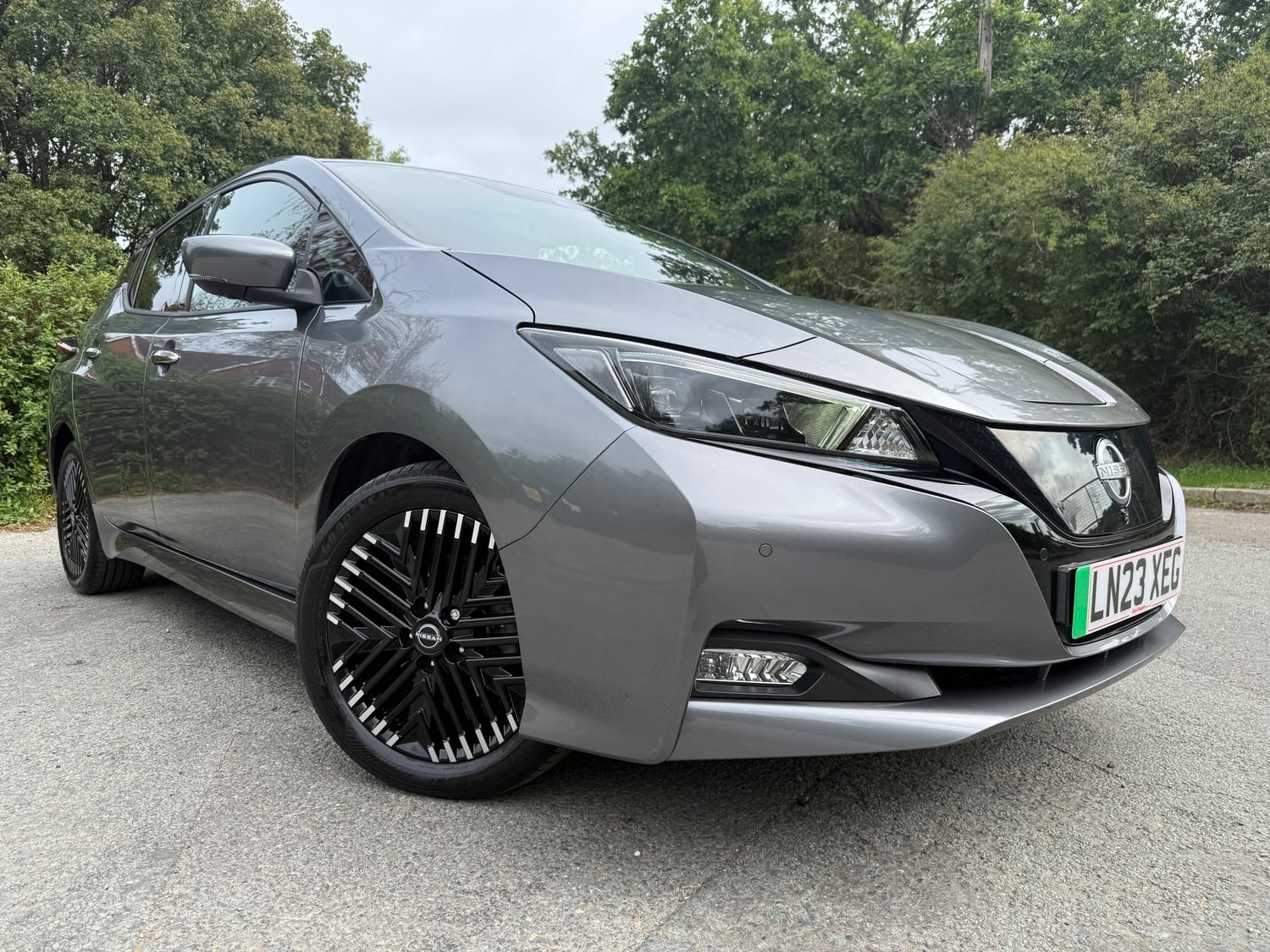 Nissan LEAF 2023 - Cars