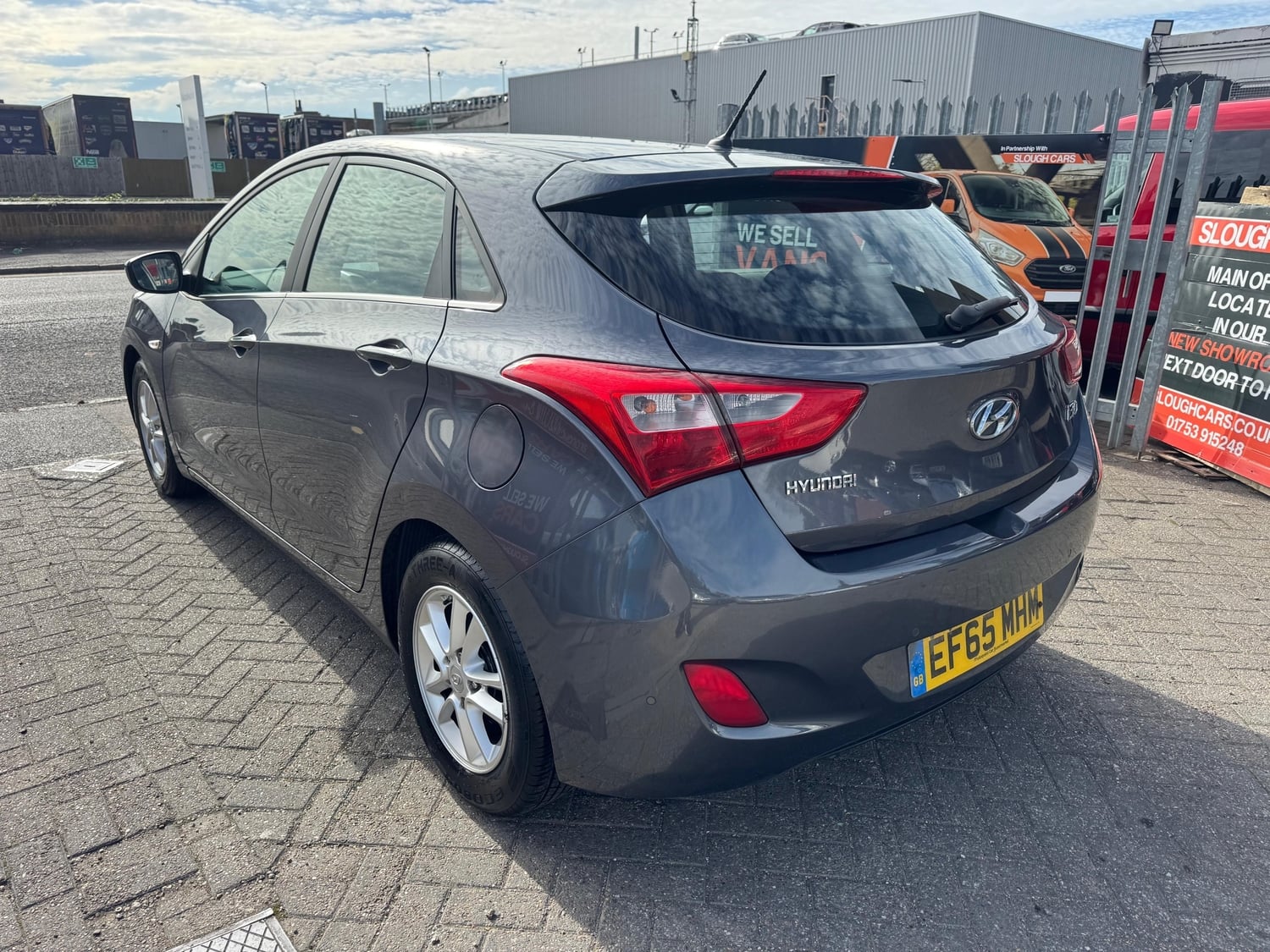 [ berth ]Hyundai i30