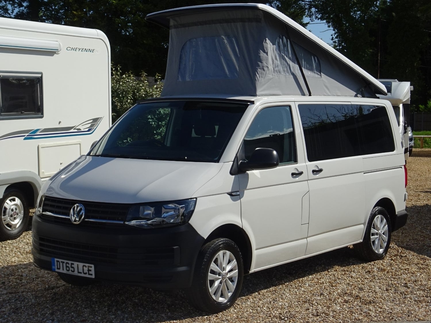 [ berth ]Camper King St Tropez