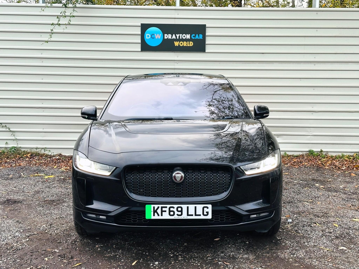[ berth ]Jaguar I-Pace