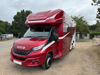 Trevett &amp; Smith 7.2T Iveco Daily  Horsebox