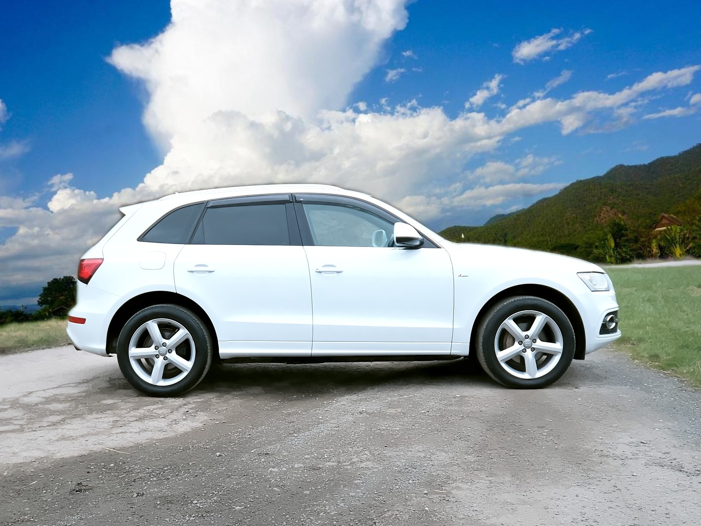 [ berth ]Audi Q5