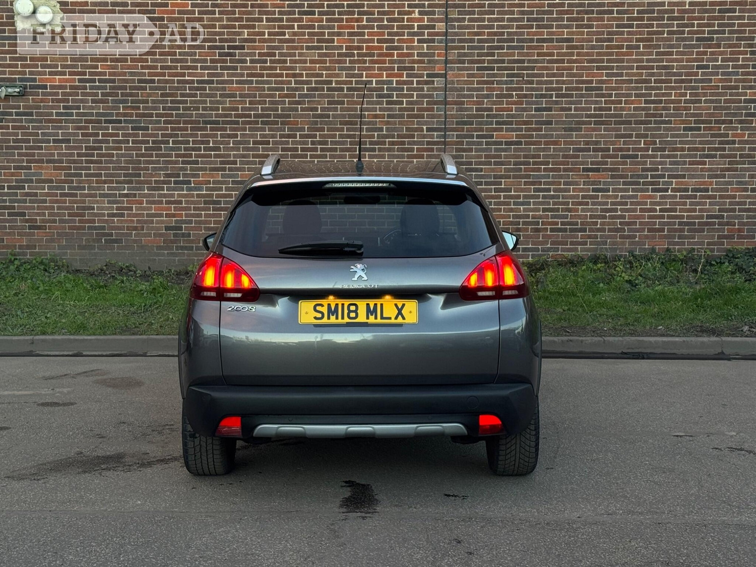Peugeot 2008 2018 - Cars