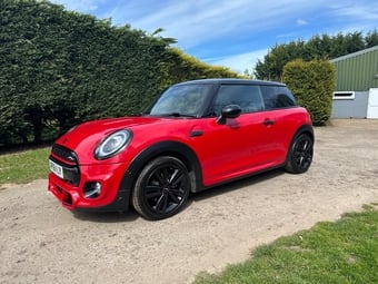 Mini Hatch 2018