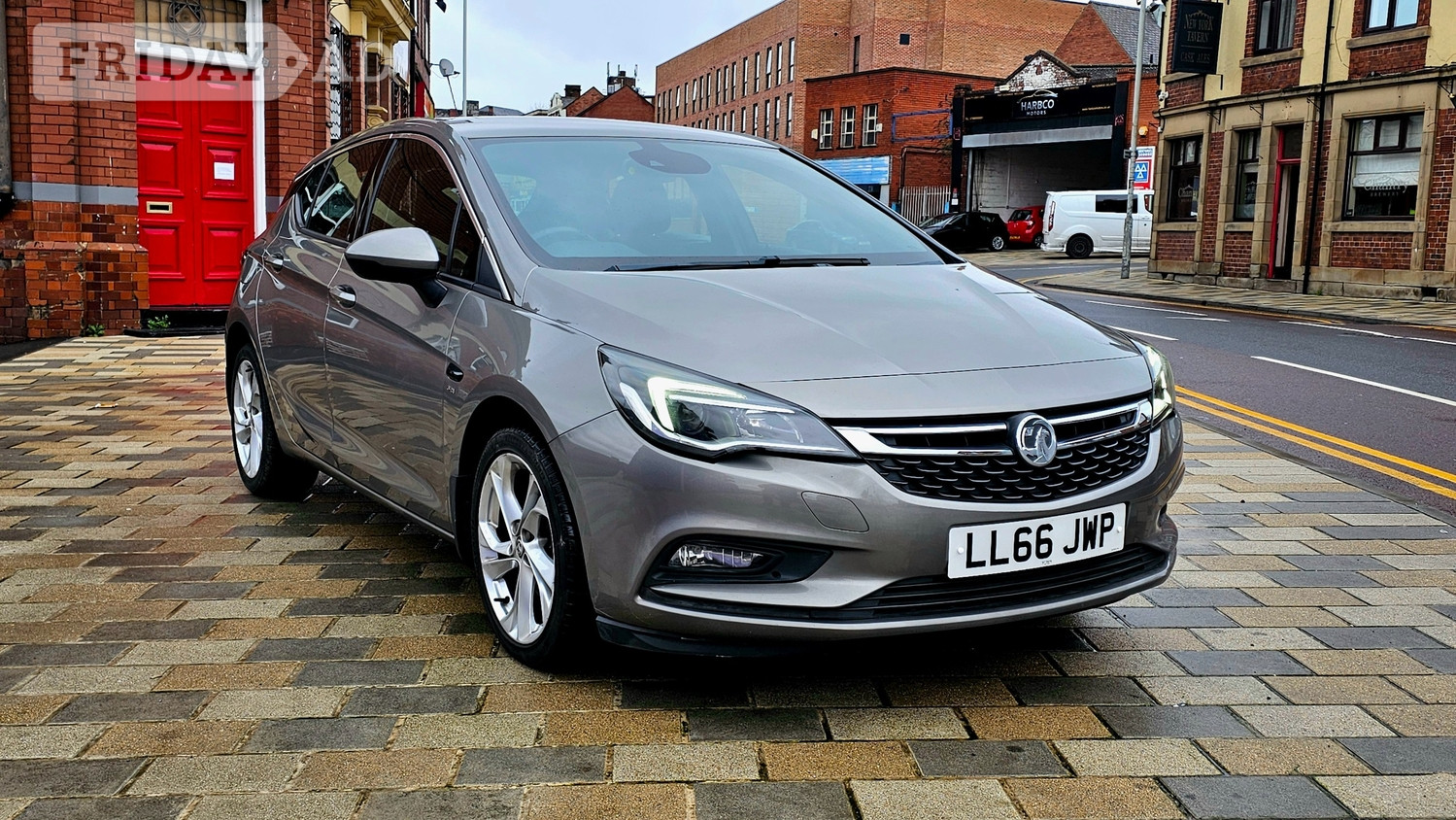 Vauxhall Astra 2016 in Rotherham