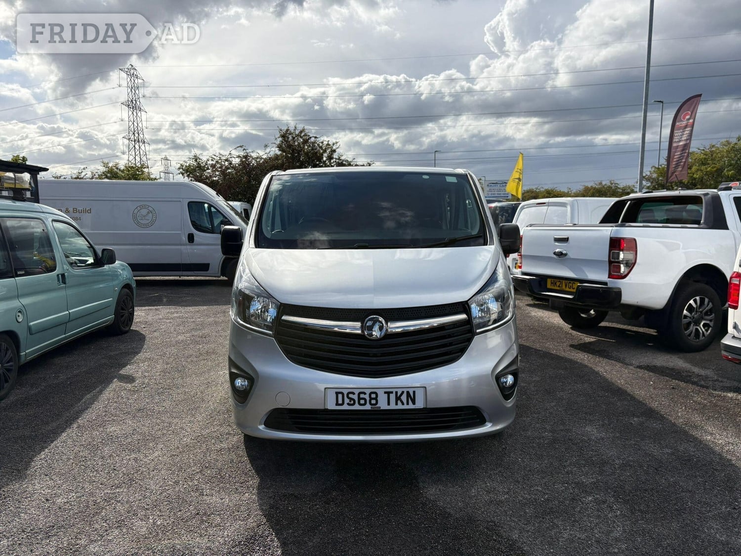 [ berth ]Vauxhall Vivaro
