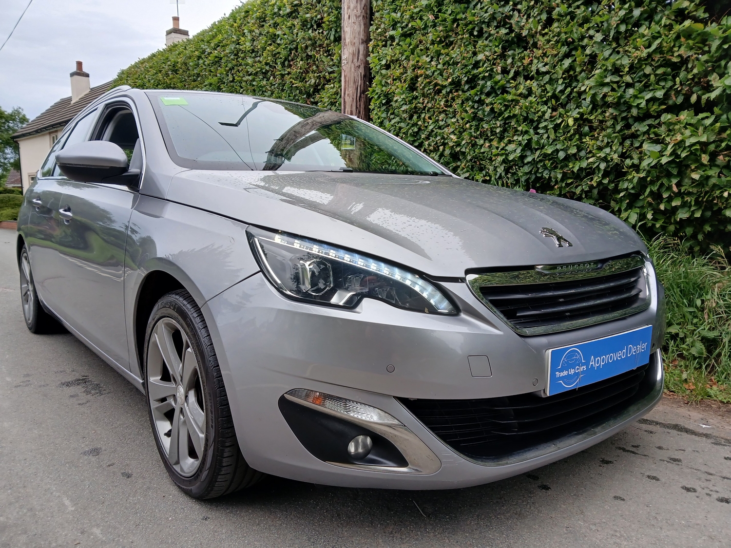 [ berth ]Peugeot 308 SW
