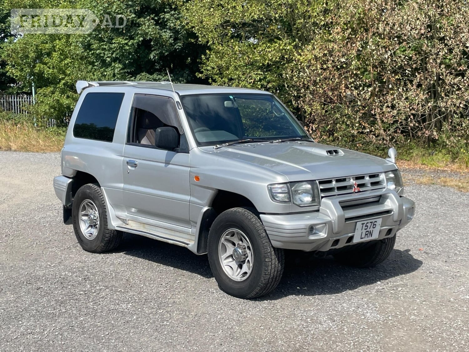 Mitsubishi Pajero 2005 in Leeds
