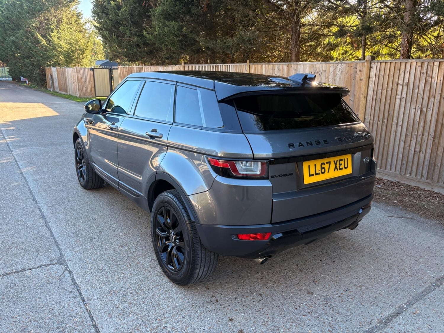 Land Rover Range Rover Evoque 2017 - Cars