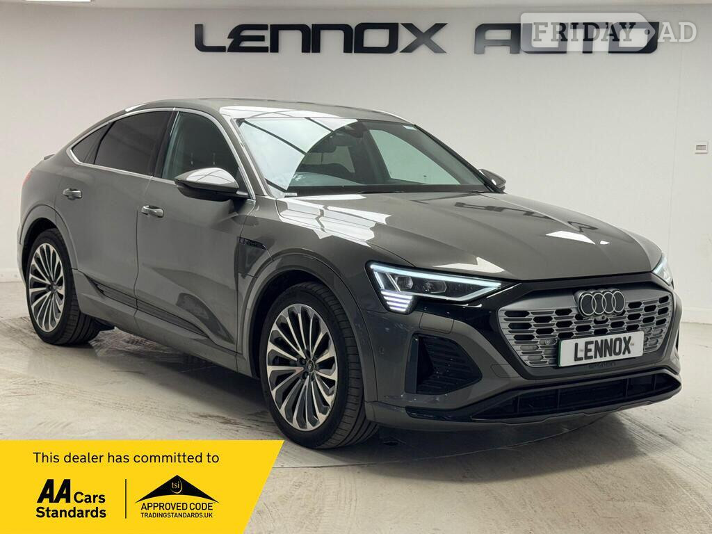 Audi Q8 2024 in Brent