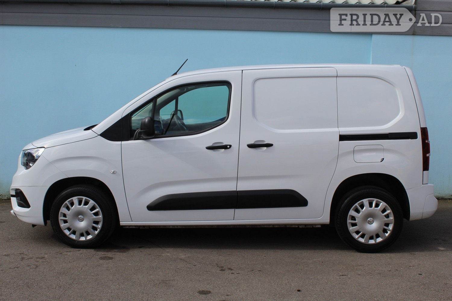 Vauxhall Combo 2022 - Vans & Commercial Vehicles