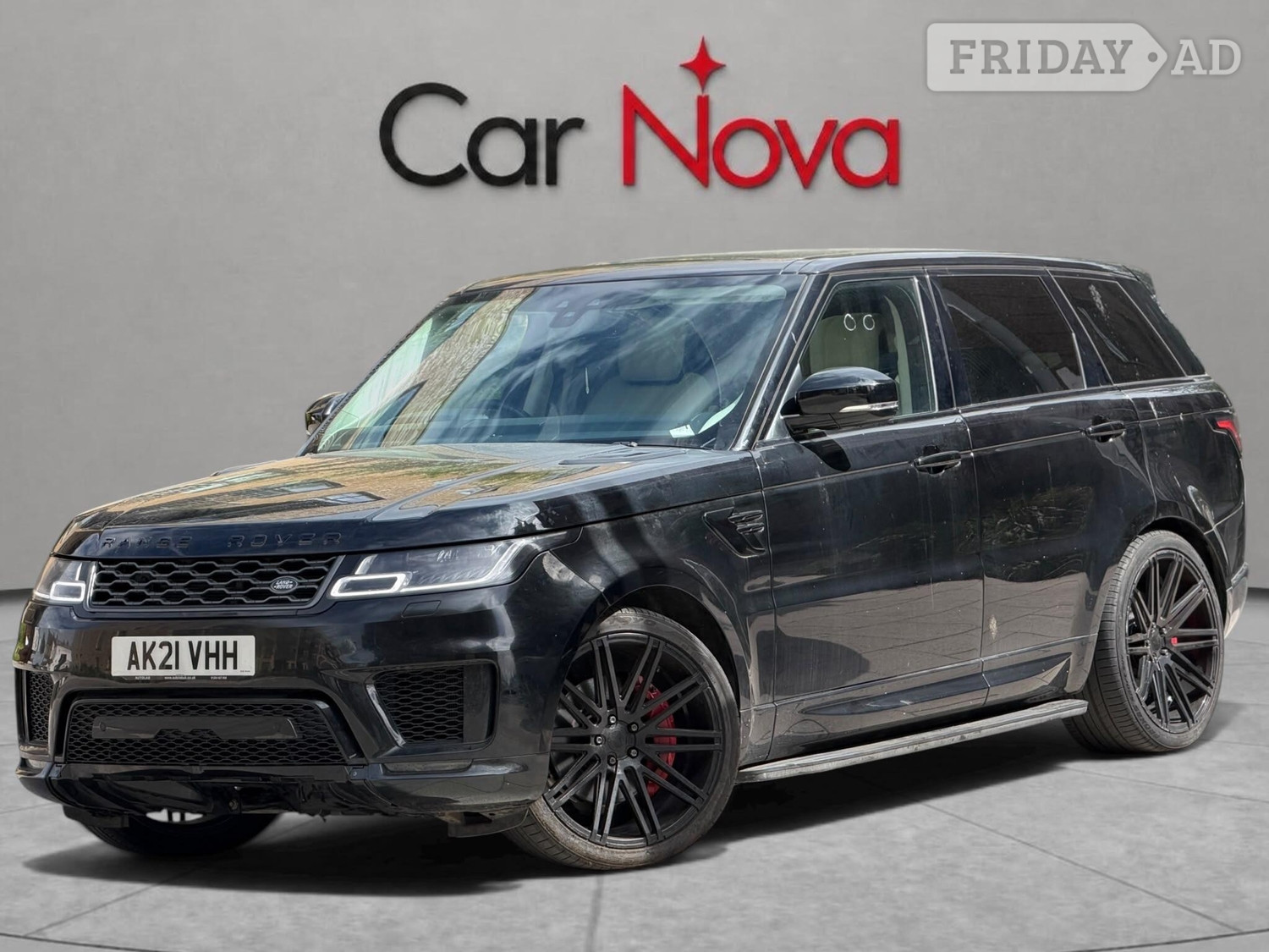 [ berth ]Land Rover Range Rover Sport